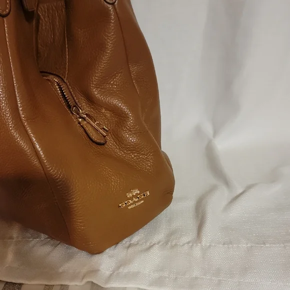 Coach Phoebe Leather Shoulder Bag - Picture 3 of 9